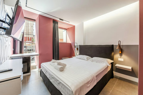 Bedroom with a double bed