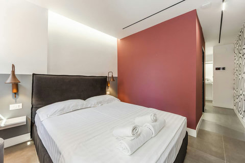 Bedroom with a double bed