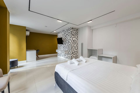 Bedroom with a double bed