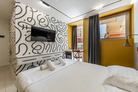 Bedroom with a double bed