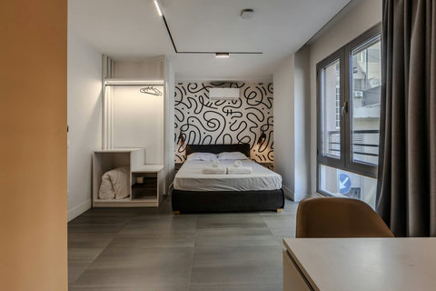 Bedroom with a double bed