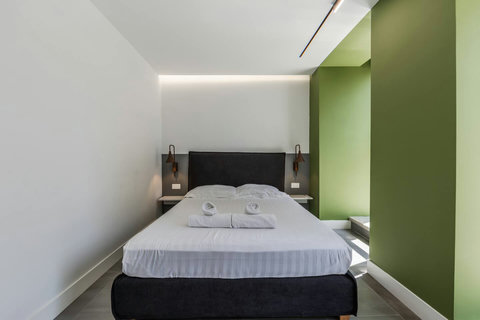 Bedroom with a double bed