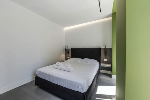 Bedroom with a double bed