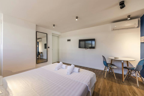 Bedroom with a double bed