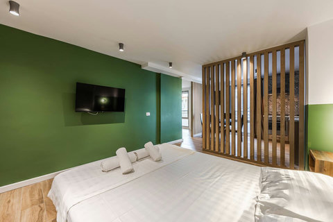 Bedroom with a double bed