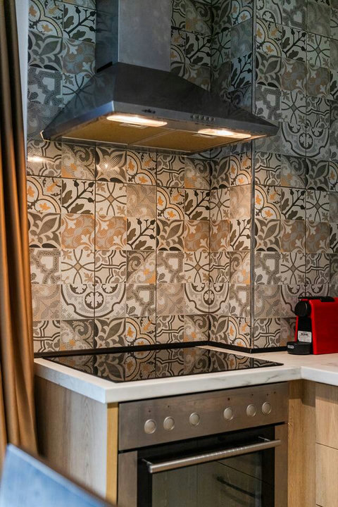 Fully-equipped kitchen details