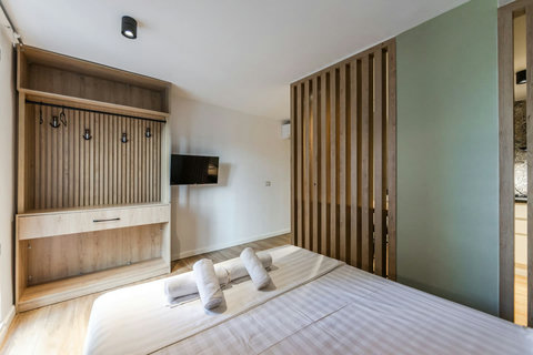 Bedroom with a double bed