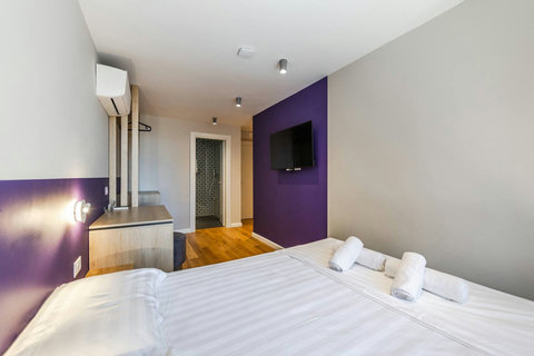 Bedroom with a double bed