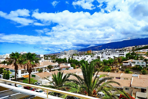 Prime location in the heart of Playa de Las Américas with easy beach access