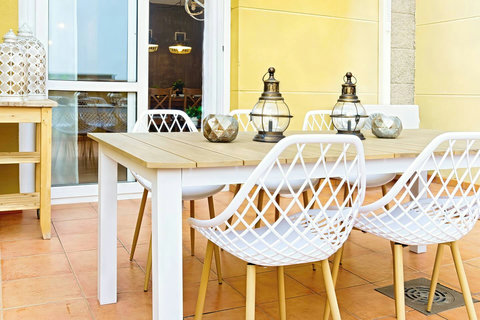 Scenic Outdoor Dining