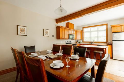 "The dinning made everything better for us as a family. Visiting again!"