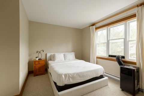 "Great & Clean place, perfect for families, good location, is close to town and it has all the amenities you need."