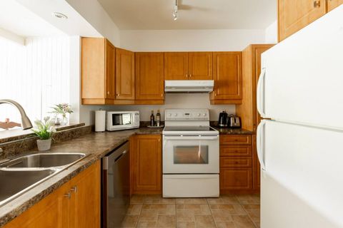 Great place to stay and was given great directions to get to the property. Also communication was easy and clear from the star and was able to have a great trip.