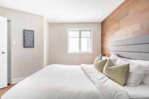 "Very nice quiet and clean place for a short stay. Cozy space in the living room and bedrooms very well."