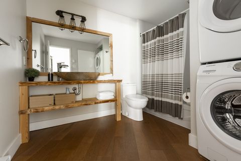 "Fully equipped, everything is clean and perfect!"