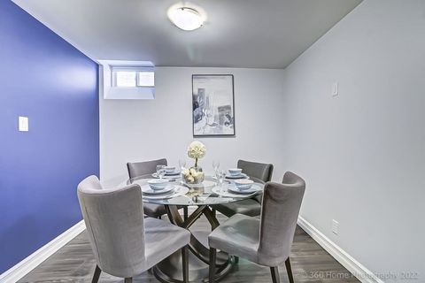 A beautiful open dining area for 4.