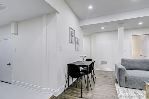 Dinner time! Who’s hungry?