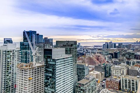 Picture-perfect cityscapes: Stunning views!