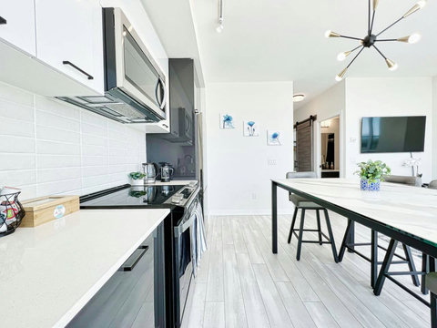 Fully equipped kitchen for easy home-style meals