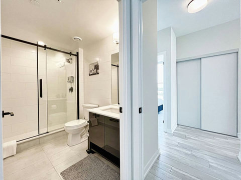 Bright bathroom with fresh, simple design