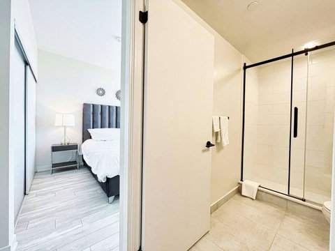 Well-appointed bathroom with all essentials.