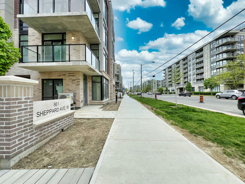 Charming rooftop home offering refreshing sky views.