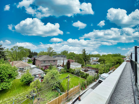 Enjoy the quiet atmosphere and natural scenery right outside.