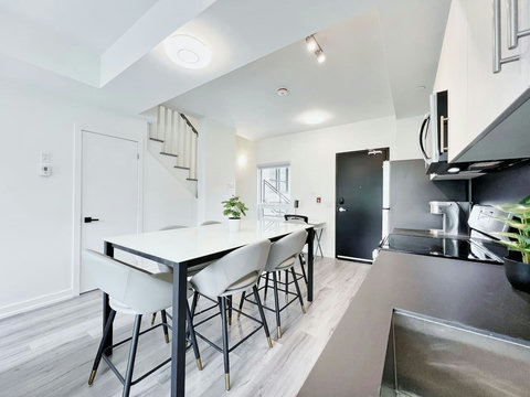 Sit, relax and dwell in palatable meals.