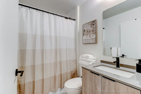 A clean, calming space to refresh and unwind