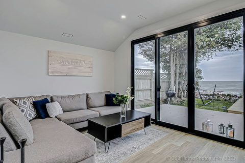 “Bright and relaxing living area.”