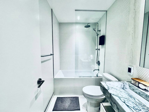 A clean, calming space to refresh and unwind