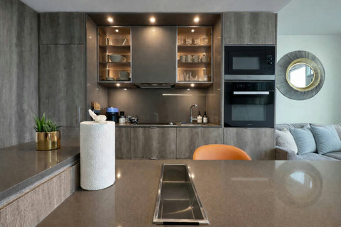 Clean and functional kitchen with everything you need.