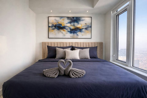 Comfortable bedroom with a calm atmosphere.