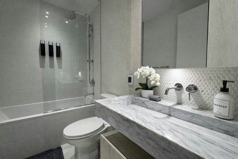 Clean and bright space to refresh and recharge