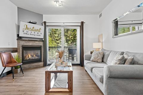 Perfect location - beautiful quiet stay! Will be back