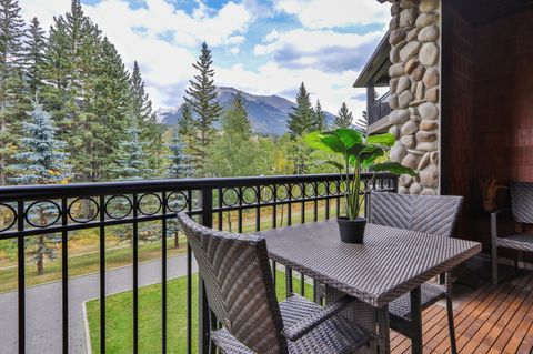 Outdoor seating with a beautiful scenery!