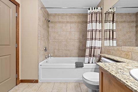 "Bathroom was exceptionally clean, large bathtub/shower, along with the complimentary amenities."