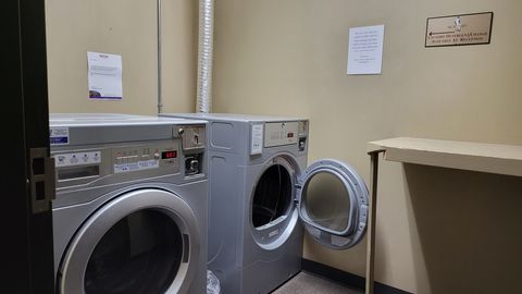 Onsite Paid Laundry Machines