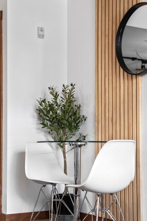 "Clean, vibrant unit with thoughtful touches and décor. Great use of space and a beautiful view of the mountains!"