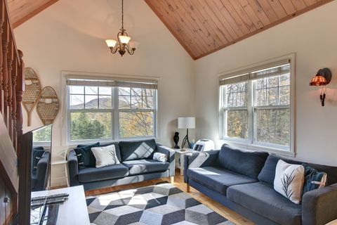 Ali's instant suit is less than 15 mins away from Tremblent Southern base. The place is quiet, clean, tidy, and roomy. I would totally recommend it if you are planning a family ski trip and want to feel like home while you are away from home.