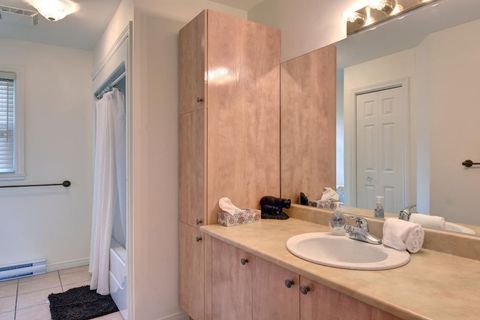 "Ali and Instant Suites's place is just as advertised- had all the kitchen and washroom necessities"