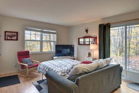 Cozy spot near the village. Comes fully equipped with everything you need. Good value for money!