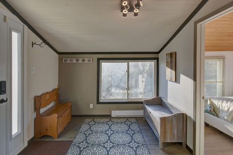 It was such a beautiful place, so close to the village. We really enjoyed our stay so we will come back for sure.