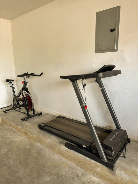Garage Area