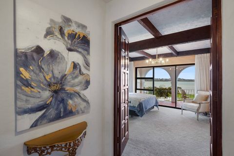 The entry to main bedroom on the second floor.