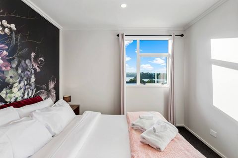 There is plenty of light in here.