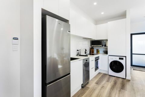 There is a full kitchen for you to use.