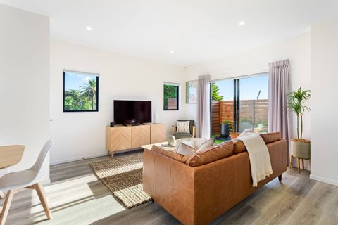 The flatscreen TV streams Netflix.