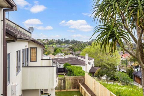 The view from the house overlooks the surrounding neighbourhood.