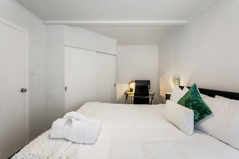 With a double wardrobe, there is plenty of storage for your clothes and shoes. There is also a small work desk if you need to do some paperwork.